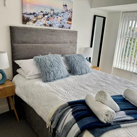 Orchid 2 Luxury 3br House By Altoluxo Short Lets & Serviced With Free Wifi & Parking Lejlighed