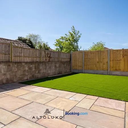 Orchid 2 Luxury 3br House By Altoluxo Short Lets & Serviced With Free Wifi & Parking Apartment