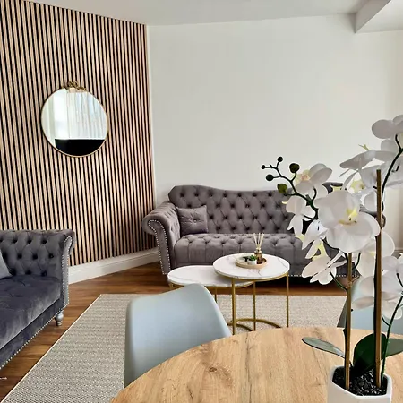 Orchid 2 Luxury 3br House By Altoluxo Short Lets & Serviced With Free Wifi & Parking Appartement